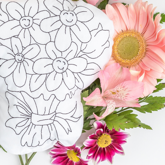 Doodle Pillow Art Kit: Easter & Spring