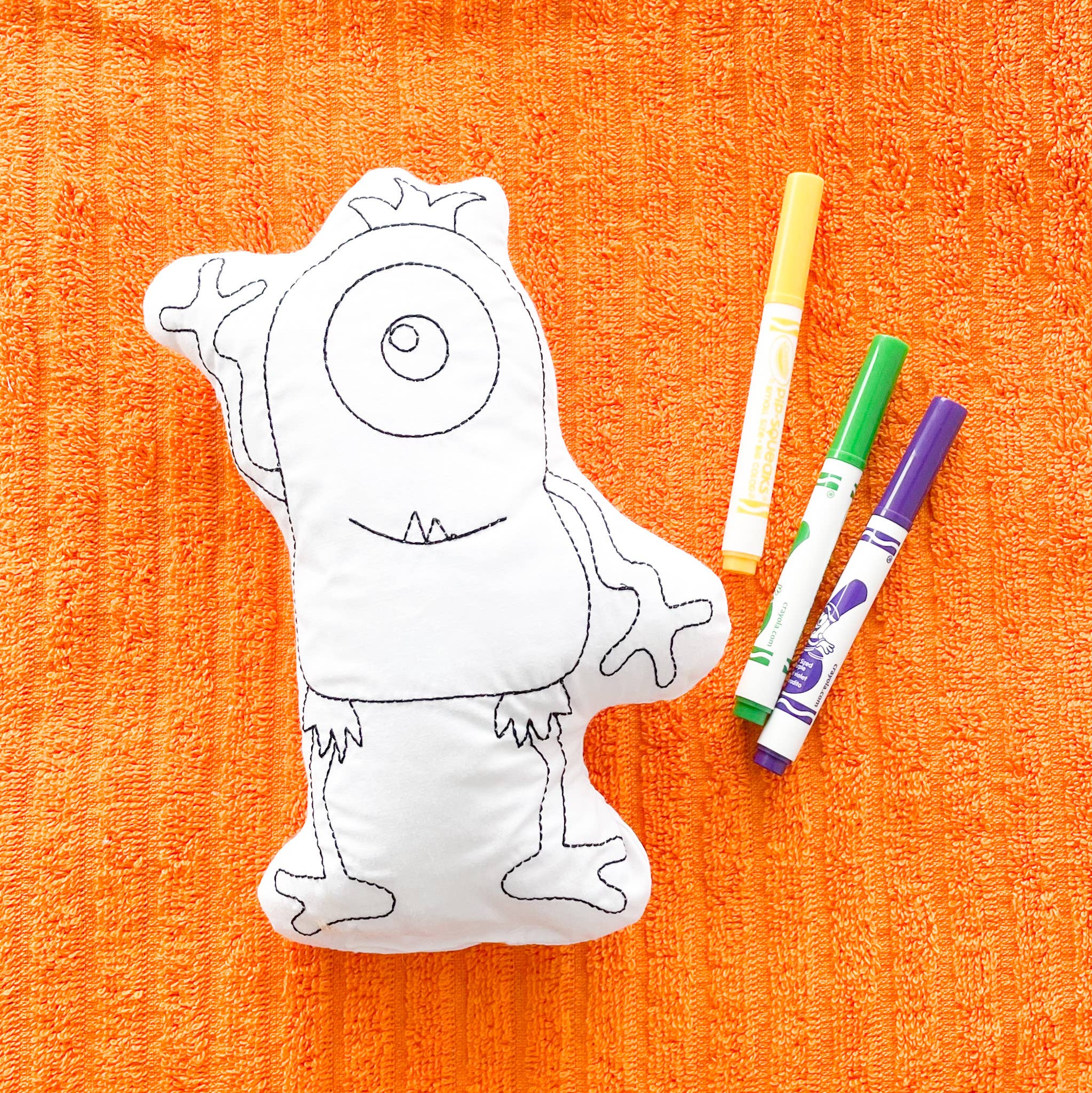 Doodle Pillow Art Kit: Dinosaurs & Monsters